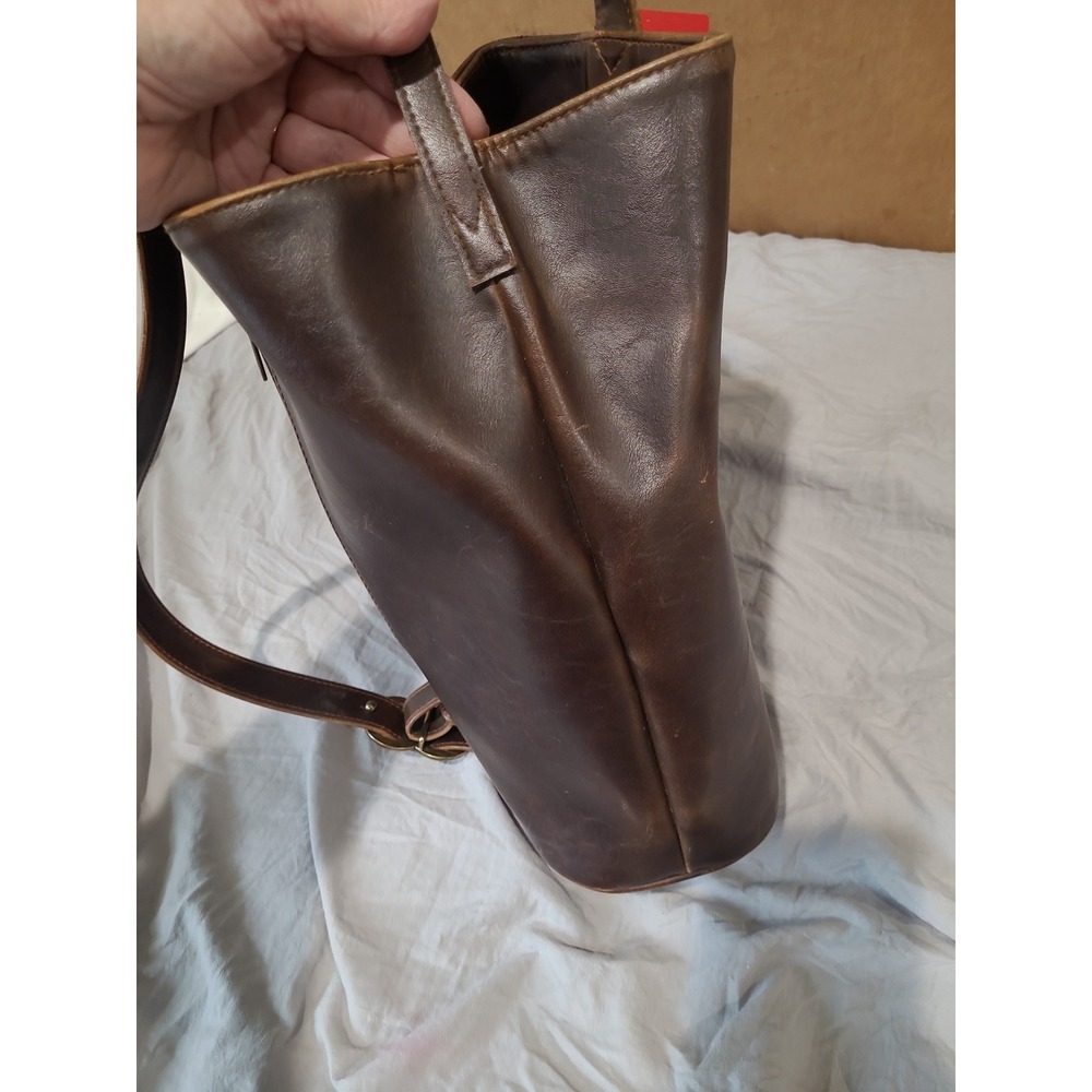Vtg Leather Sling Backpack Shoulder Bag Purse Brown by Liz Claiborne boho casual - Picture 10 of 12